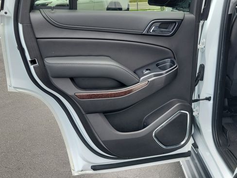 Used 2019 GMC Yukon SLE w/ Convenience Package RWD image 13