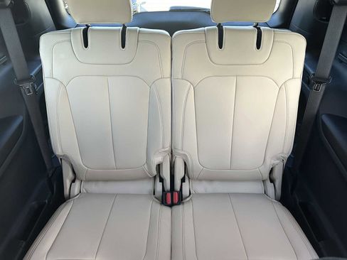 New 2025 Jeep Grand Cherokee L Limited image 22