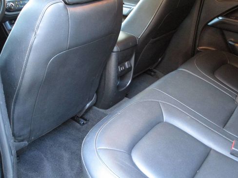 Used 2018 Chevrolet Colorado LT w/ Luxury Package, Chrome image 12