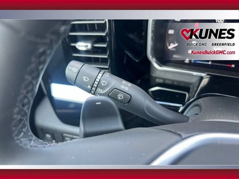 New 2026 GMC Sierra 1500 Elevation w/ Elevation Premium Package AWD/4WD image 17