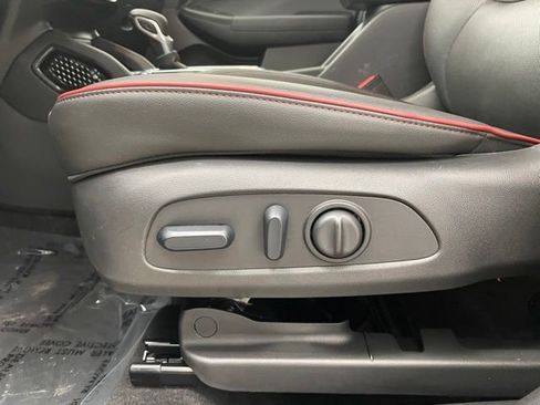 Certified 2024 Chevrolet TrailBlazer RS image 9