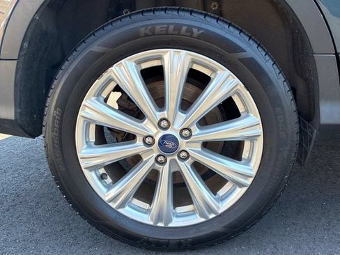 Used 2019 Ford Escape SEL AWD/4WD image 7