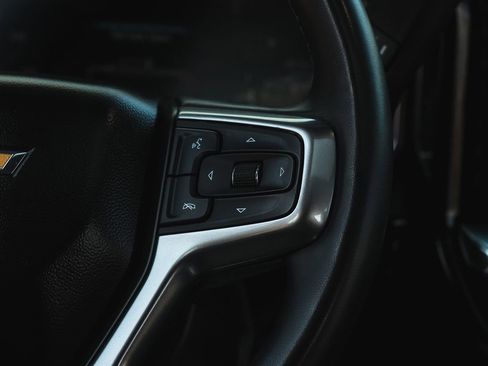 Used 2024 Chevrolet Silverado 2500 LTZ w/ LTZ Convenience Package image 32