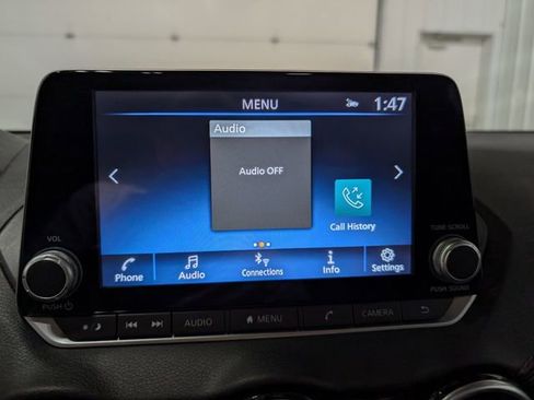 Used 2025 Nissan Sentra SR w/ SR Premium Package FWD image 20