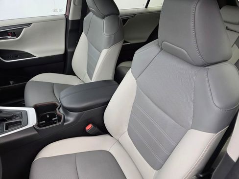 Used 2025 Toyota RAV4 Limited w/ Weather Package FWD image 11