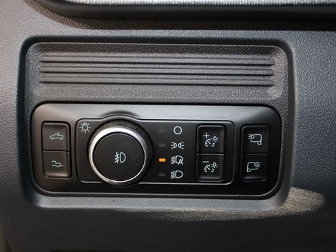 Certified 2025 Ford F350 Platinum image 45