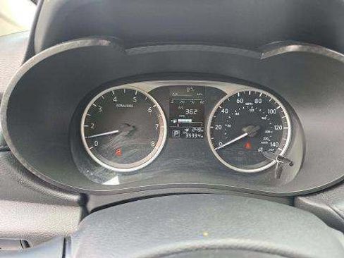 Used 2024 Nissan Versa S w/ S Plus Package FWD image 4