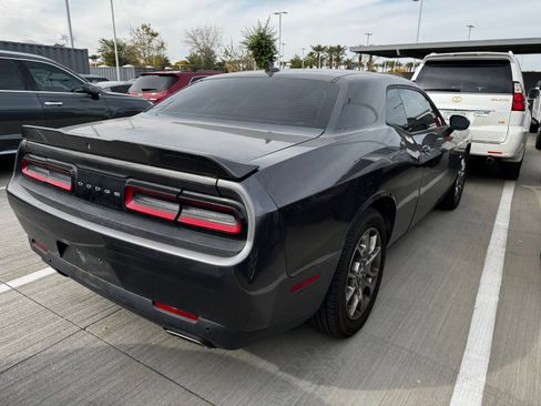 Used 2017 Dodge Challenger GT w/ Driver Convenience Group image 4