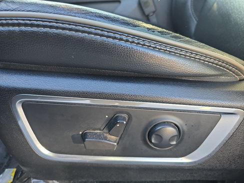 Used 2024 RAM 1500 Laramie image 13