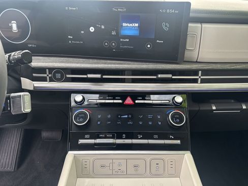 Used 2024 Hyundai Santa Fe Calligraphy FWD image 29