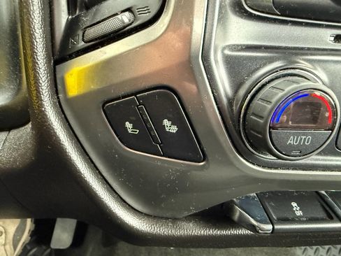 Used 2018 Chevrolet Silverado 1500 LT w/ All Star Edition AWD/4WD image 21
