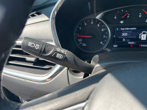 Used 2023 Chevrolet Equinox LT w/ Driver Convenience Package image 23