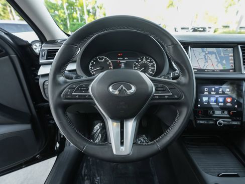 Used 2019 INFINITI QX50 Luxe w/ Navigation Package image 7