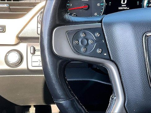 Used 2019 GMC Yukon XL Denali w/ Open Road Package image 17