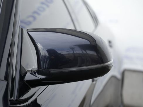 Used 2019 BMW X6 M image 12