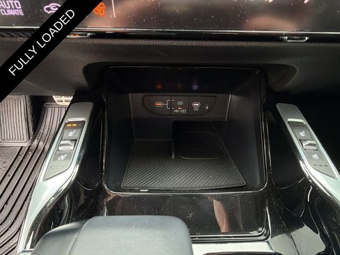 Used 2024 Kia Sorento SX image 49