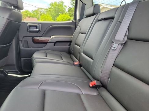 Used 2018 GMC Sierra 2500 SLT AWD/4WD image 22