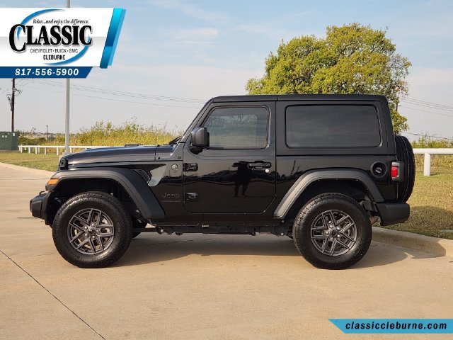Used 2025 Jeep Wrangler Sport AWD/4WD image 7
