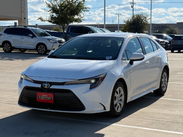 Used 2026 Toyota Corolla LE FWD image 7