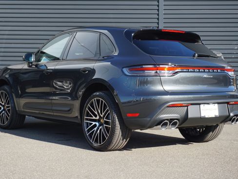 New 2026 Porsche Macan AWD/4WD image 3