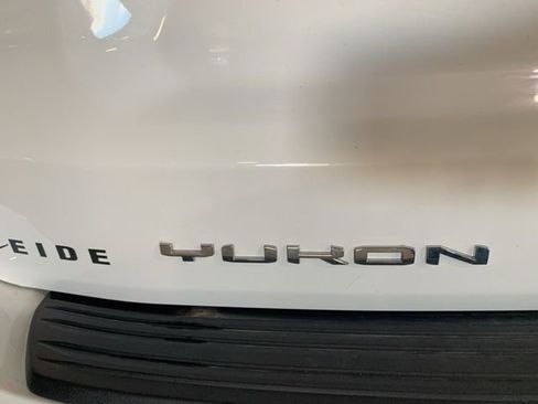 Used 2024 GMC Yukon XL AT4 AWD/4WD image 35