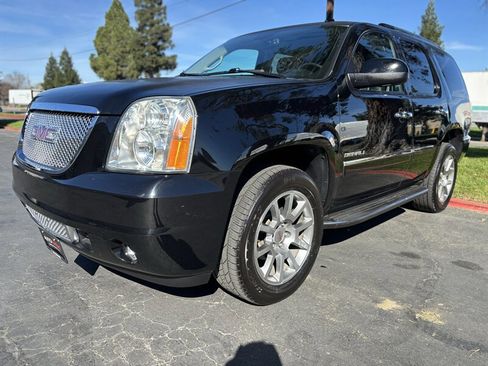 Used 2014 GMC Yukon Denali image 5