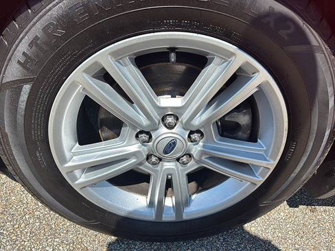 Used 2011 Ford Mustang Convertible w/ 101A Rapid Spec Order Code RWD image 9