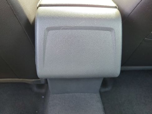 New 2026 Volkswagen Jetta SE FWD image 15