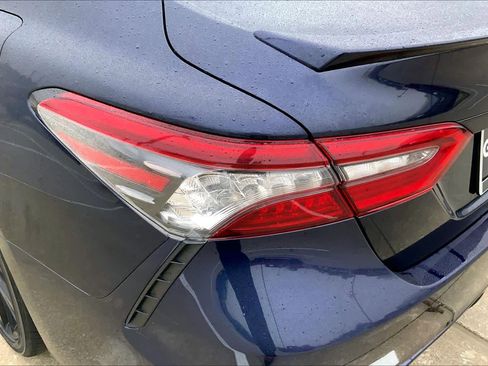 Used 2022 Toyota Camry XSE image 26