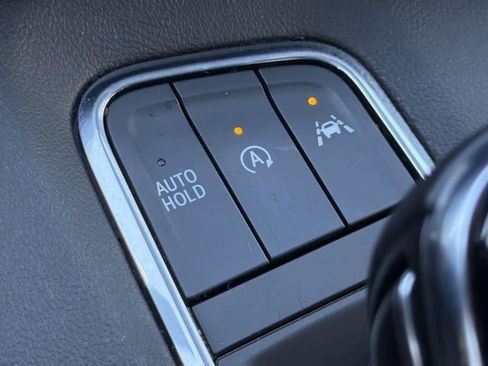 Used 2024 Cadillac Escalade Premium Luxury image 23