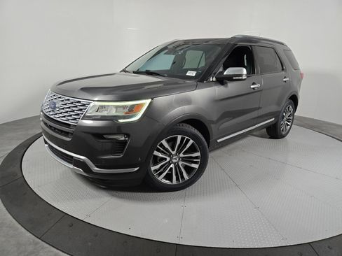 Used 2018 Ford Explorer Platinum AWD/4WD image 1