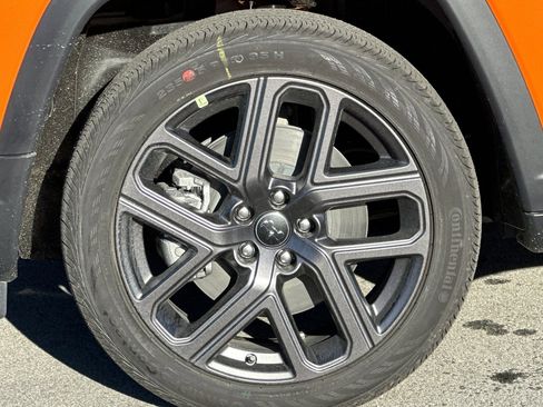 New 2026 Jeep Compass Latitude image 28