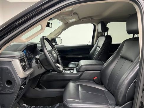 Used 2024 Ford Expedition Max XLT image 21