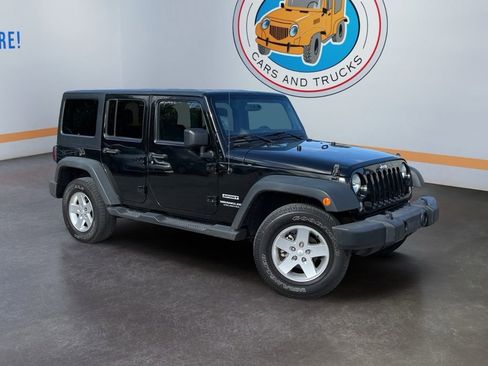 Used 2014 Jeep Wrangler Unlimited Sport w/ Quick Order Package 24S AWD/4WD image 8