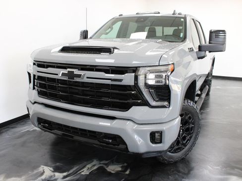 Used 2024 Chevrolet Silverado 2500 LT w/ Z71 Sport Edition AWD/4WD image 18