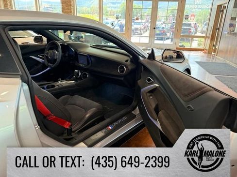 Used 2018 Chevrolet Camaro ZL1 RWD image 24