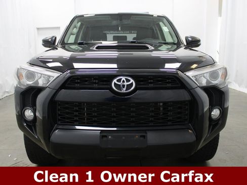 Used 2016 Toyota 4Runner Trail Premium image 2
