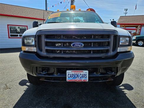 Used 2004 Ford F550 4x4 Regular Cab Super Duty image 2