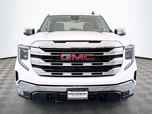 Used 2023 GMC Sierra 1500 SLE w/ X31 Off-Road Package AWD/4WD image 2