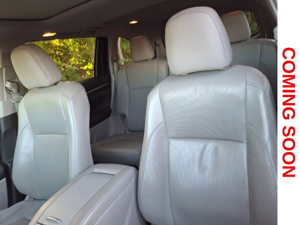 Used 2016 Toyota Highlander Limited AWD/4WD image 15