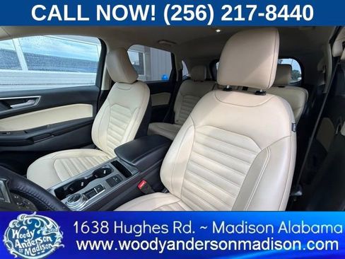 Used 2024 Ford Edge SEL w/ Convenience Package AWD/4WD image 6