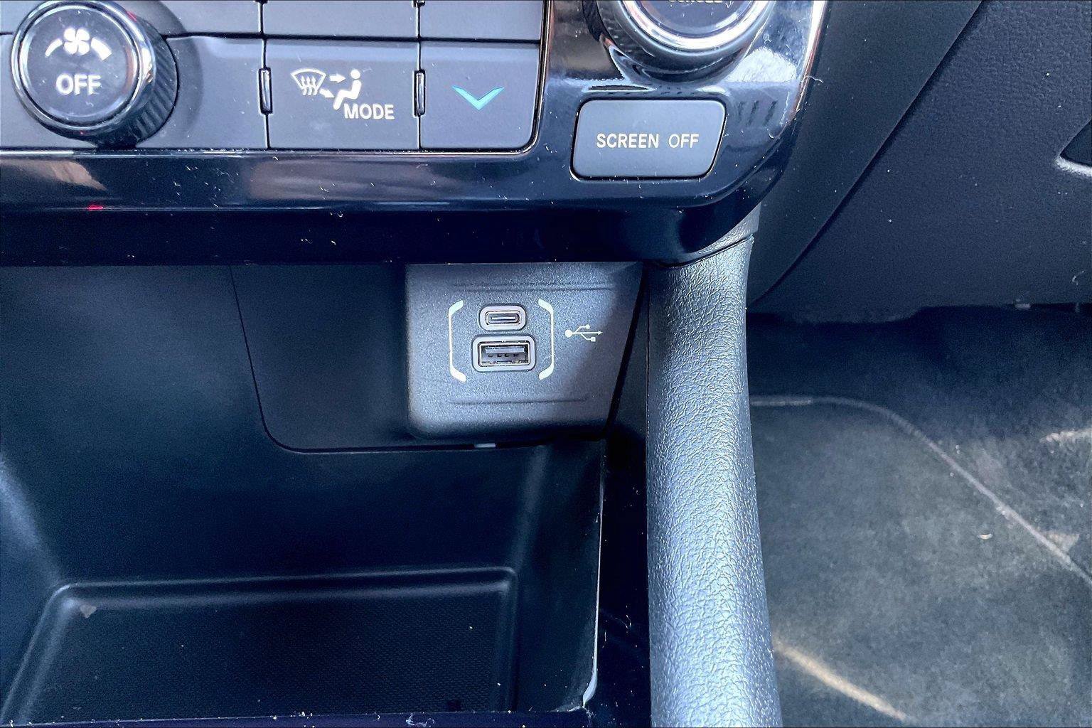 Used 2025 Jeep Compass Limited AWD/4WD image 31