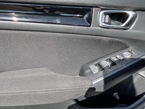 Used 2025 Honda Civic Sport image 24