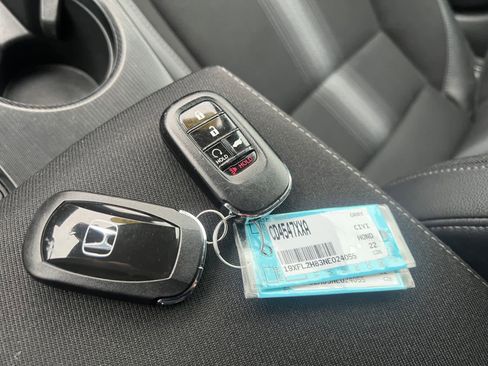 Used 2022 Honda Civic Sport image 10