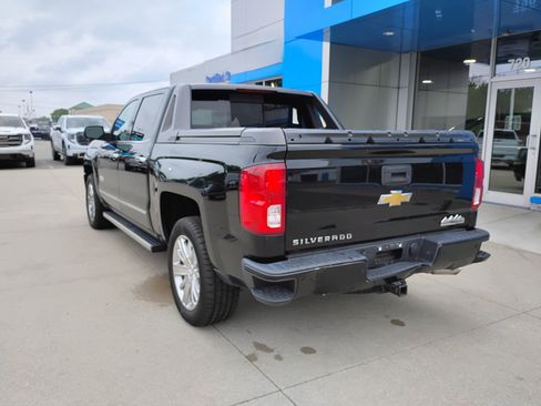 Used 2017 Chevrolet Silverado 1500 High Country w/ High Desert Package AWD/4WD image 9