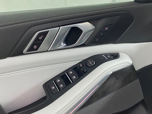 Certified 2024 BMW X5 xDrive40i w/ Premium Package image 24