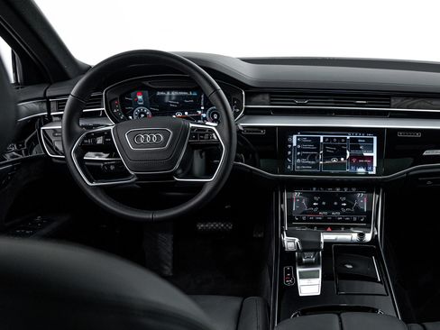 Certified 2025 Audi A8 L 3.0T AWD/4WD image 22