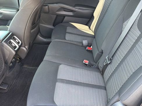 Used 2023 Kia Sorento LX FWD image 18