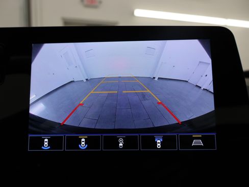 Used 2023 Chevrolet Corvette Stingray Premium Cpe w/ Z51 Performance Package image 16