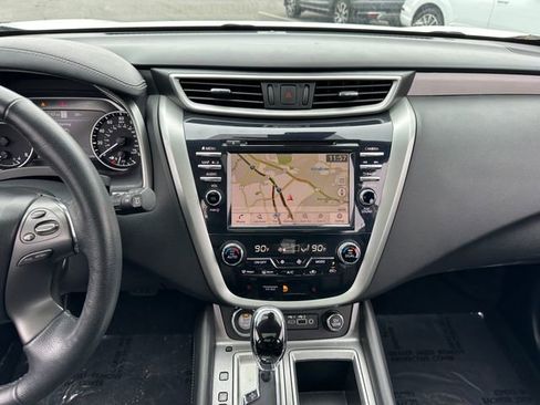 Used 2019 Nissan Murano S image 20